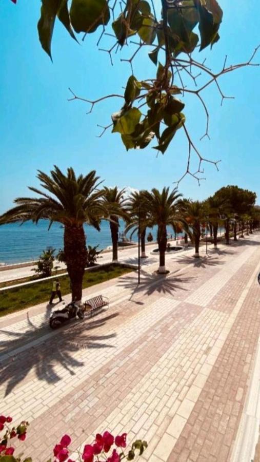Eleana'S Apartament Sarande Bagian luar foto