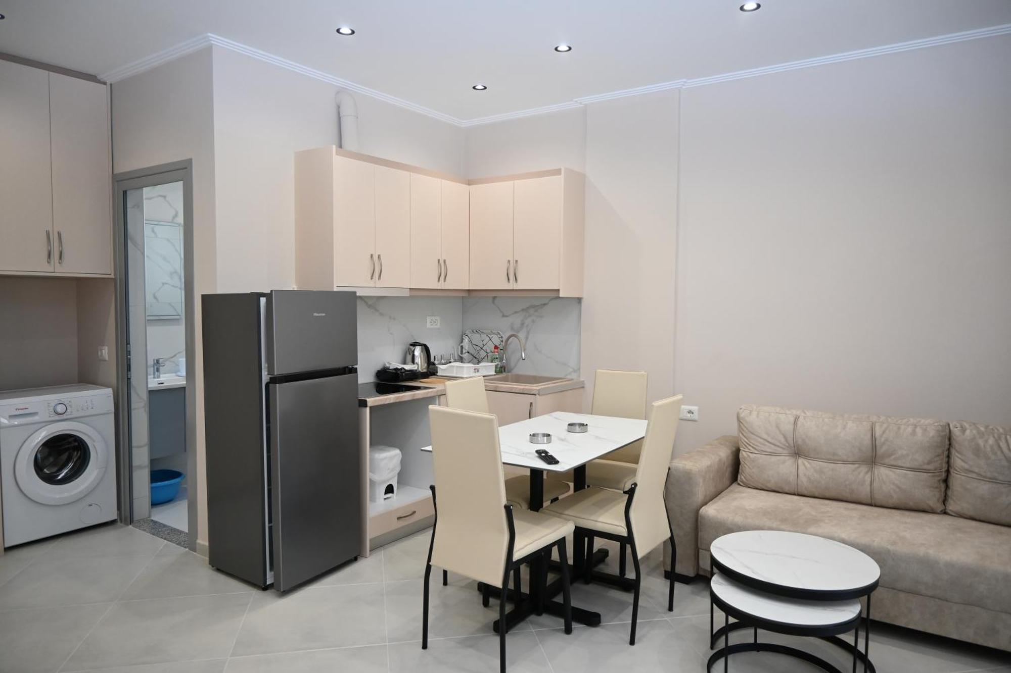 Eleana'S Apartament Sarande Ruang foto