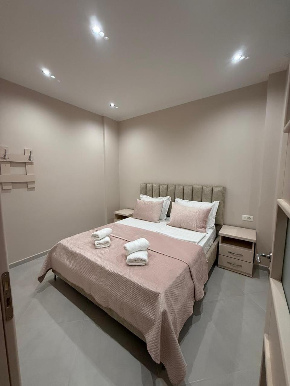 Eleana'S Apartament Sarande Bagian luar foto