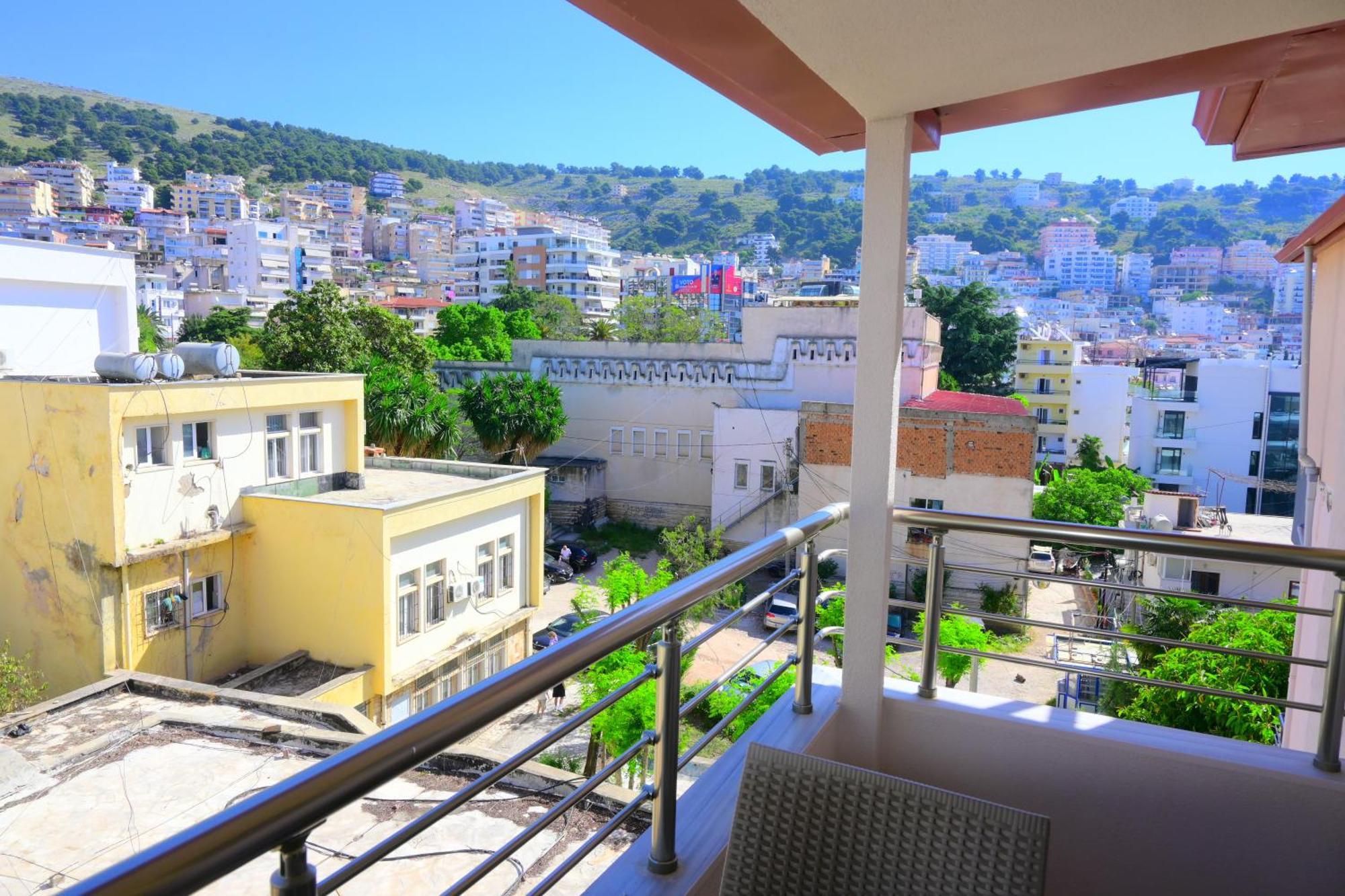 Eleana'S Apartament Sarande Bagian luar foto